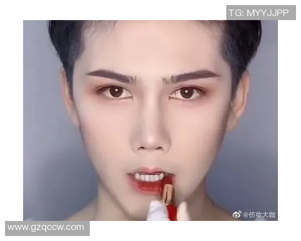 仿妆达人：重现足球球星风采