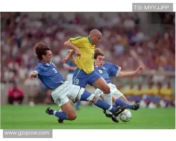 亚洲足球明星谁最强世界杯赛场上的亮眼表现与传奇球员解析